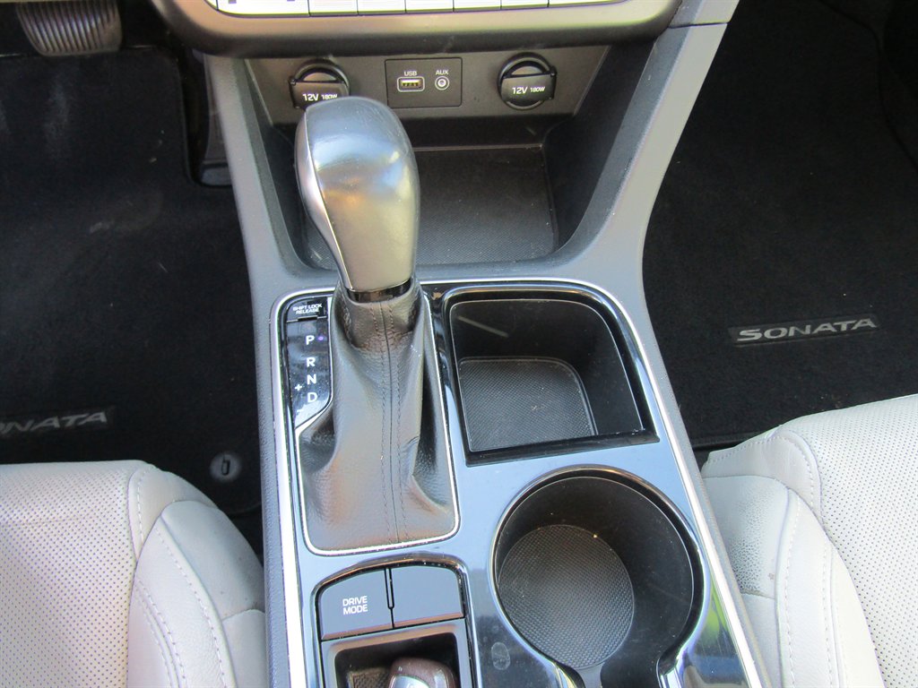 2018 Hyundai Sonata Limited - Photo 8