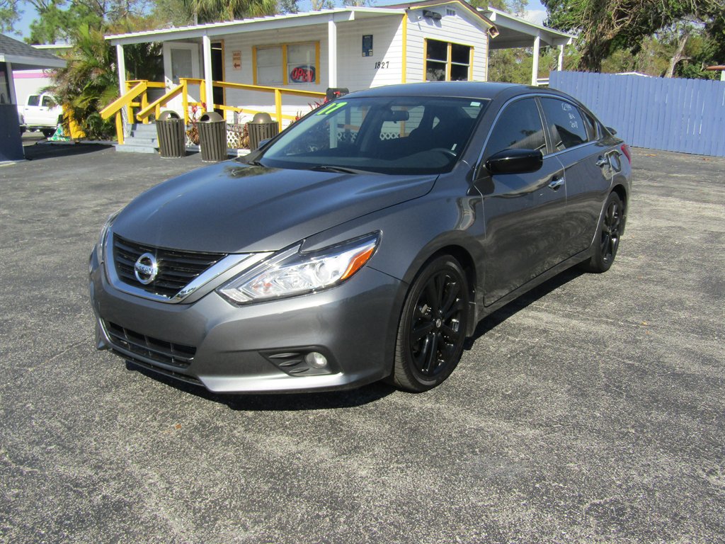 2017 Nissan Altima SR